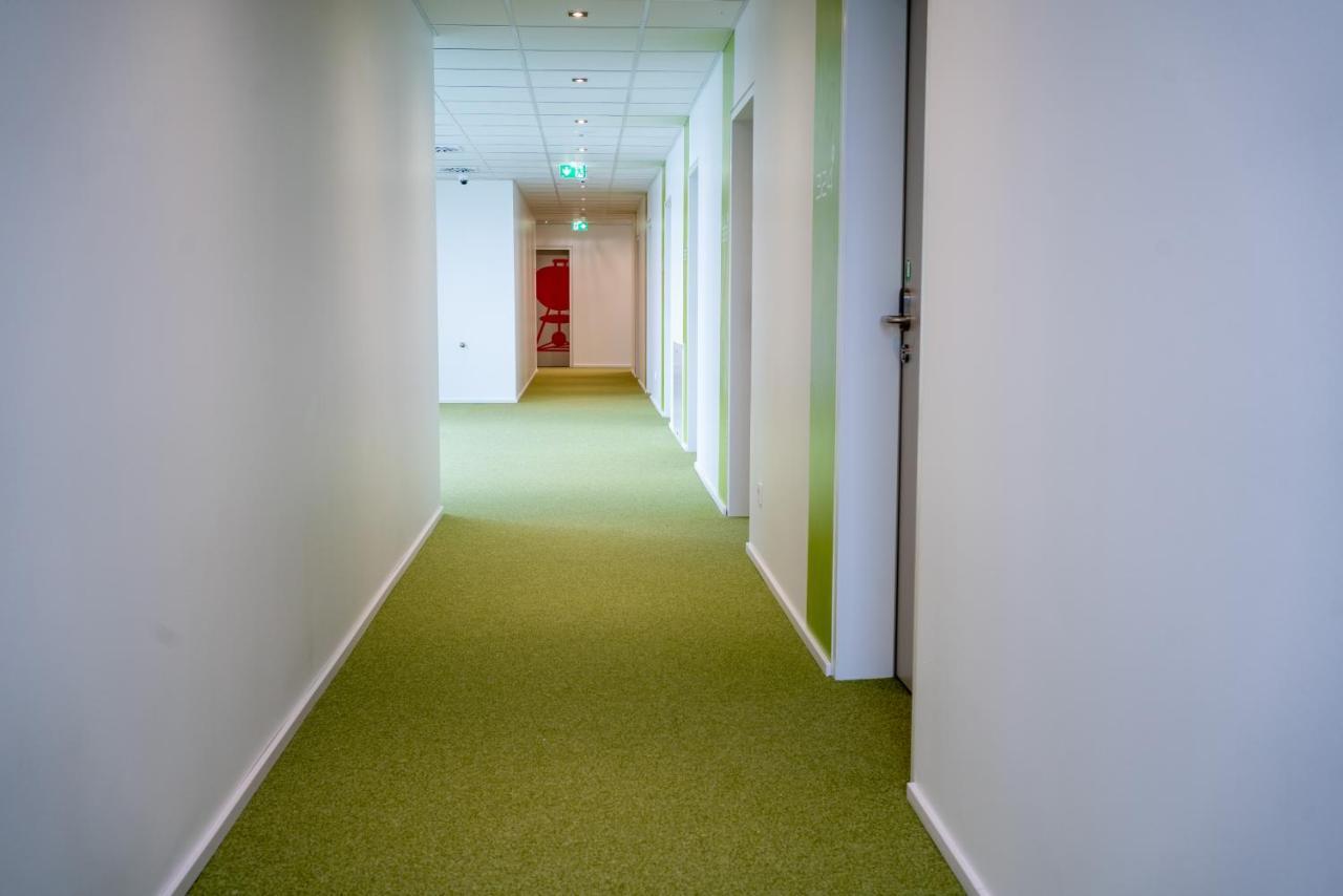 Eee Hotel Graz Pirka Bagian luar foto
